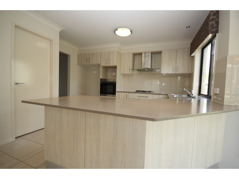 61 Juniper Street, Heathwood QLD 4110