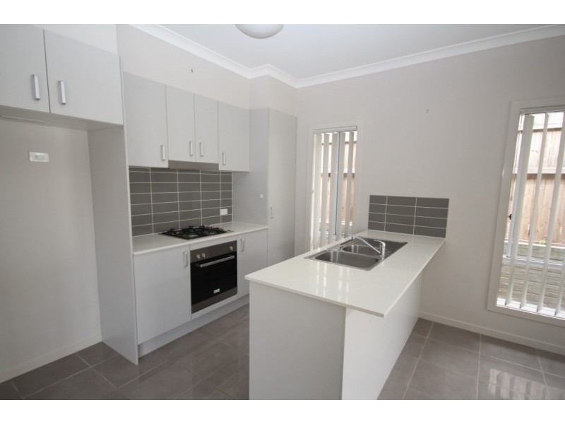 36 Arnaldo Avenue, Augustine Heights QLD 4300