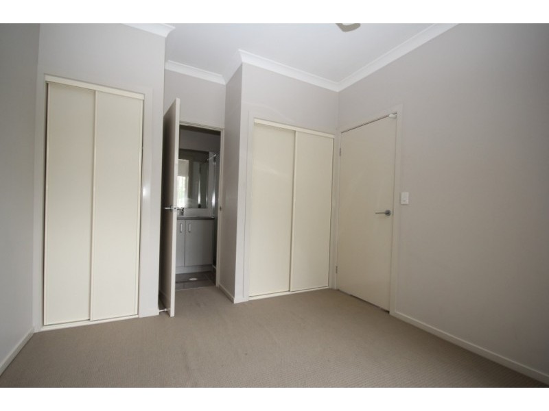 36 Arnaldo Avenue, Augustine Heights QLD 4300