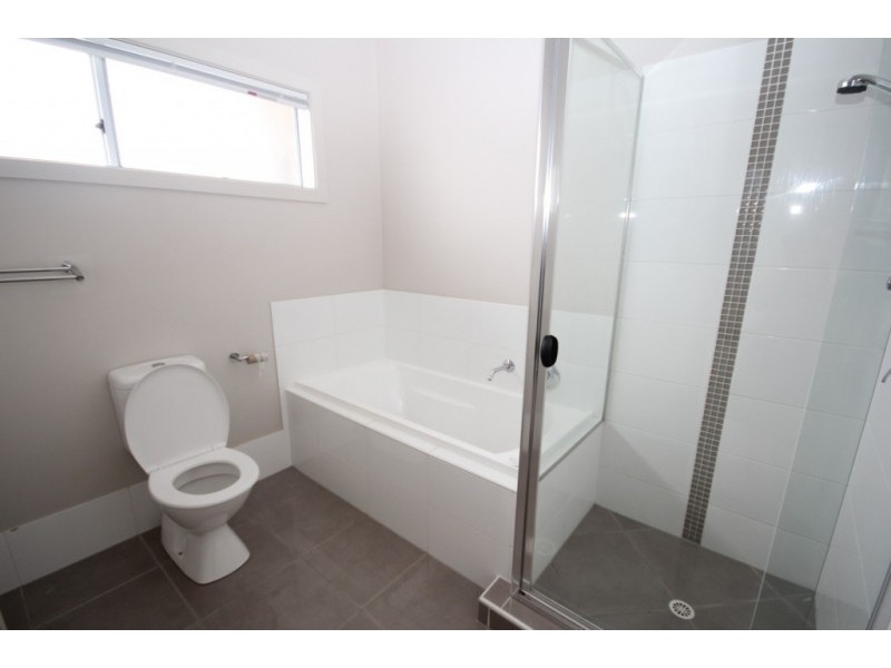 36 Arnaldo Avenue, Augustine Heights QLD 4300