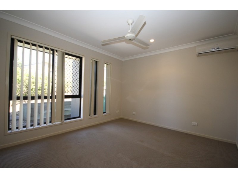 14 Alton Towers Street, Springfield Lakes QLD 4300