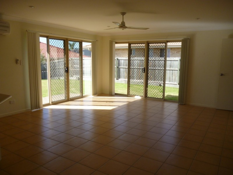 12 Acacia Close, Raceview QLD 4305