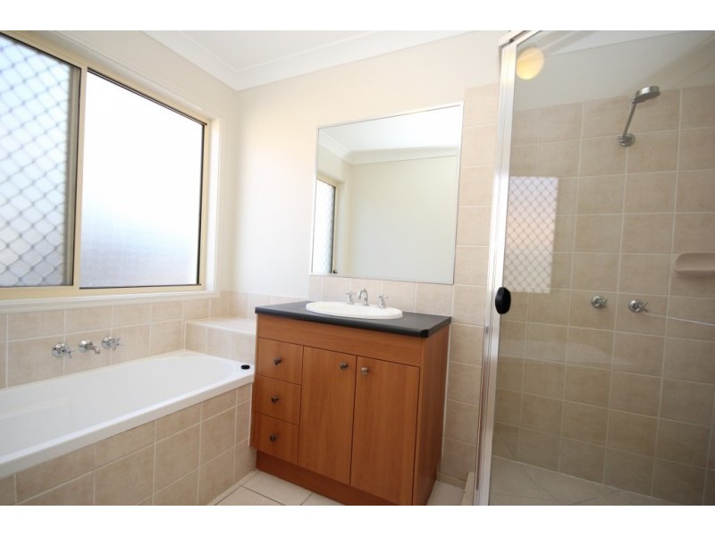 99 James Josey Avenue, Springfield Lakes QLD 4300