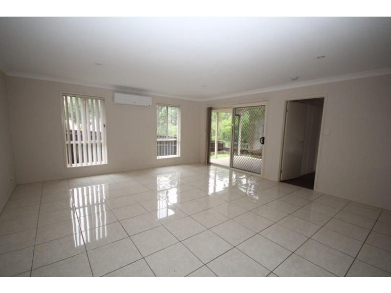 25 Elmwood Circuit, Springfield Lakes QLD 4300