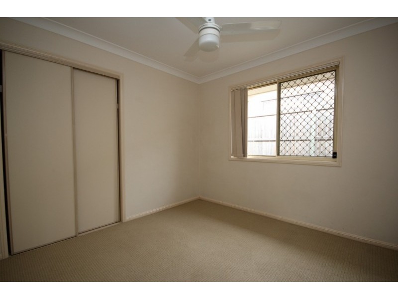 33 Greenleaf Avenue, Springfield Lakes QLD 4300