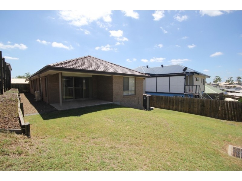 10 Lemongrass Place, Springfield Lakes QLD 4300