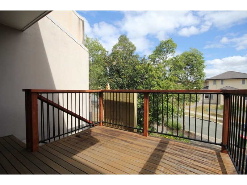 13 Creekside Drive, Springfield Lakes QLD 4300