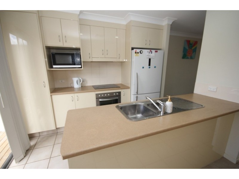 13 Creekside Drive, Springfield Lakes QLD 4300