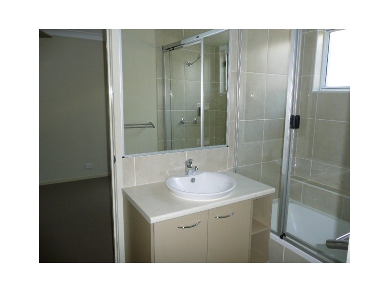 7 Jasper Way, Springfield Lakes QLD 4300