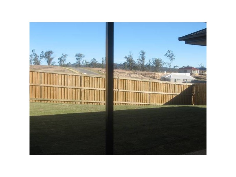 75 Opossum Circuit, Springfield Lakes QLD 4300