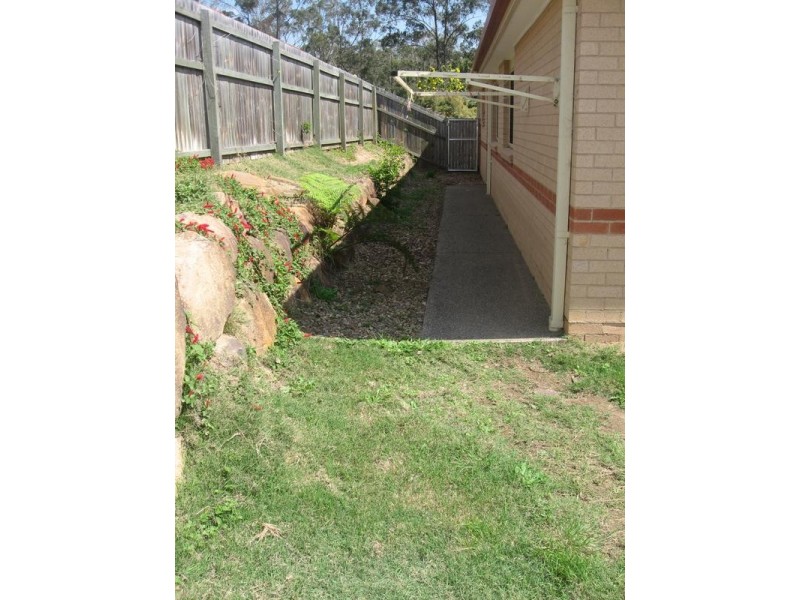 4 Lotus Place, Springfield QLD 4300