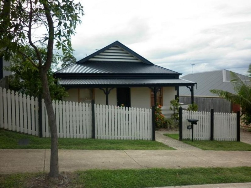 11 Turquoise Crescent, Springfield Lakes QLD 4300