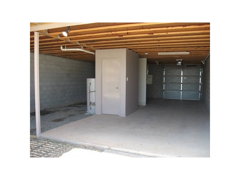 15 Creekside Drive, Springfield Lakes QLD 4300