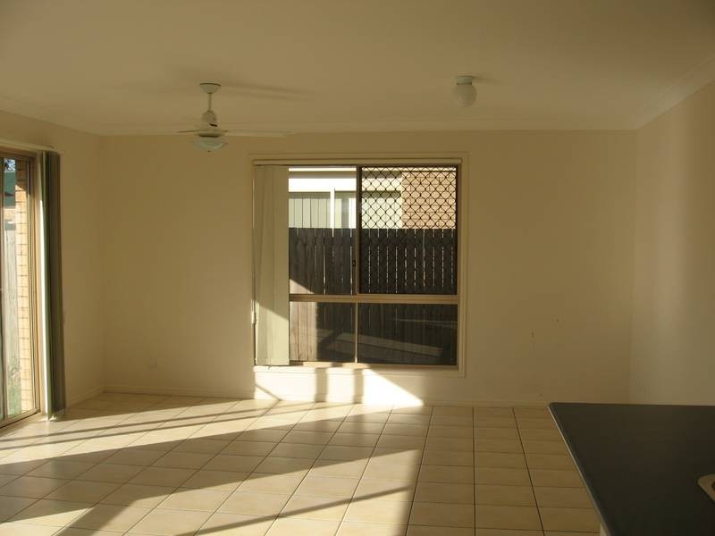 24 Emma Place, Springfield Lakes QLD 4300