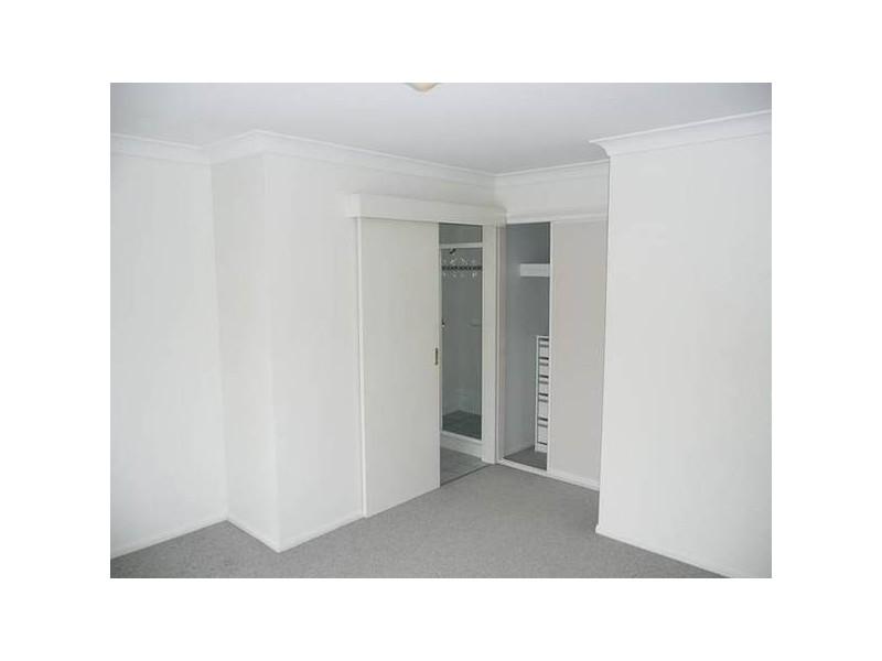 12 Finn Court, Camira QLD 4300