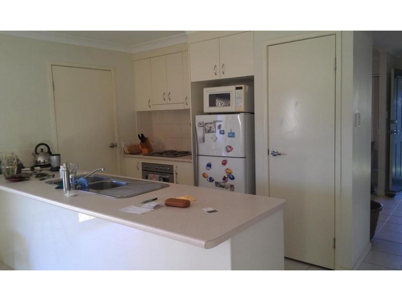 10 Caper Close, Springfield Lakes QLD 4300