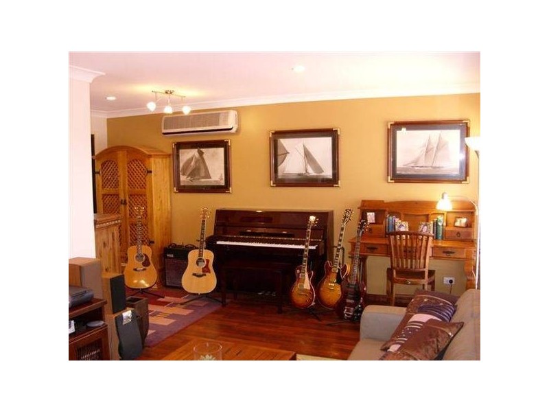 Redbank Plains QLD 4301