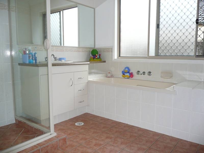 25 Starr Street, Forest Lake QLD 4078