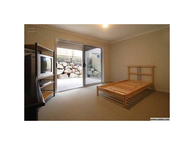 11 Escarpment Drive, Springfield Lakes QLD 4300