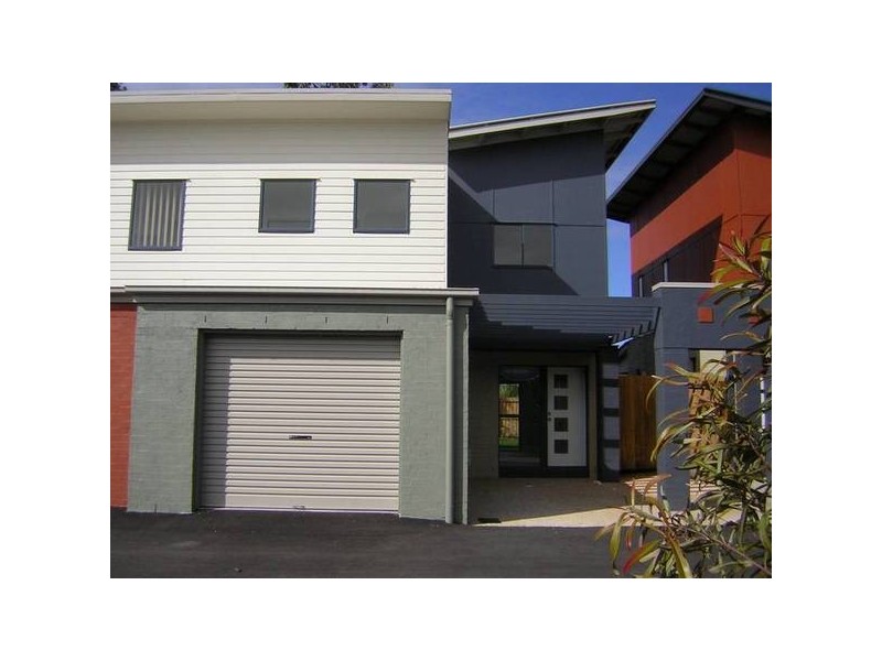 7/26 Commercial Drive, Springfield QLD 4300