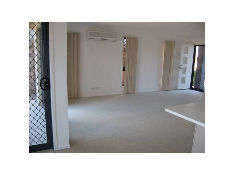 7/26 Commercial Drive, Springfield QLD 4300