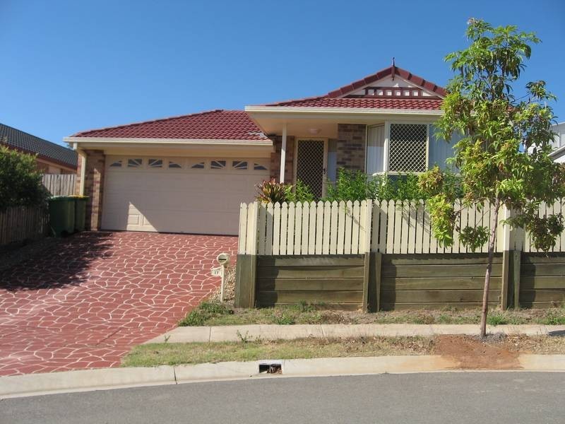 17 Greenleaf Ave, Springfield Lakes QLD 4300