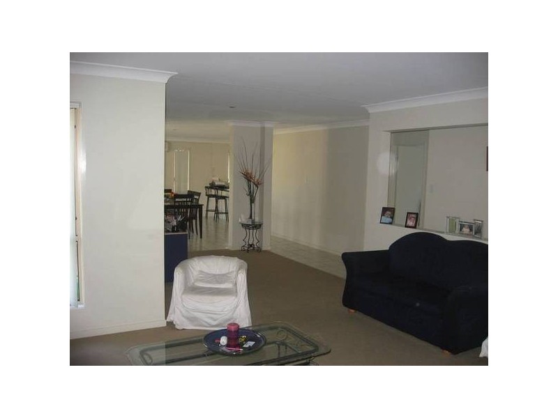 53 Fontanna Cr, Springfield Lakes QLD 4300