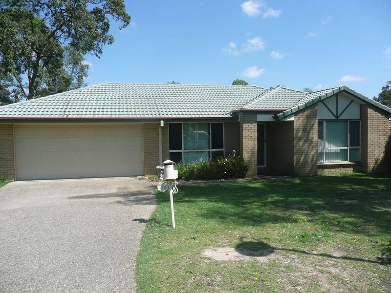 28 Central Street, Forest Lake QLD 4078
