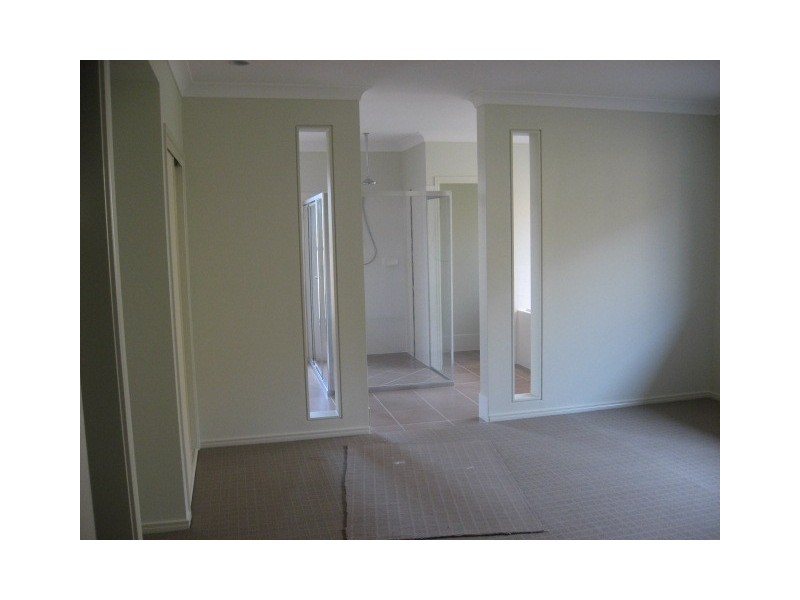 16 Peligian Street, Augustine Heights QLD 4300