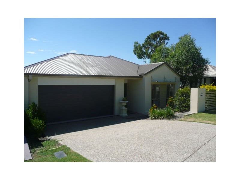 244 Lakeside Avenue, Springfield Lakes QLD 4300