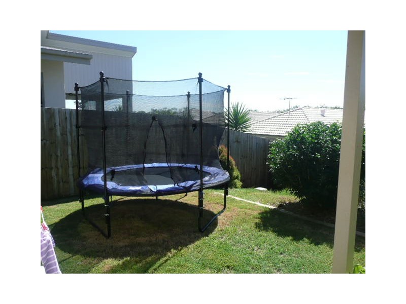 244 Lakeside Avenue, Springfield Lakes QLD 4300