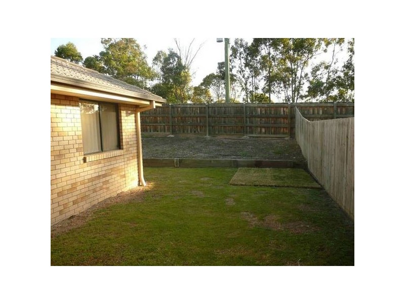 33 Harrison Crescent, Forest Lake QLD 4078