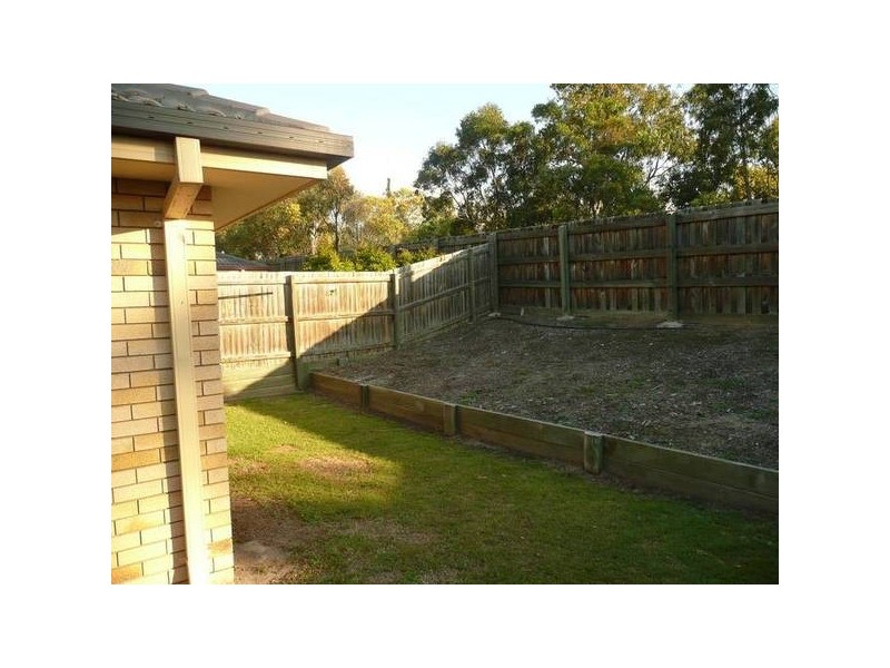 33 Harrison Crescent, Forest Lake QLD 4078