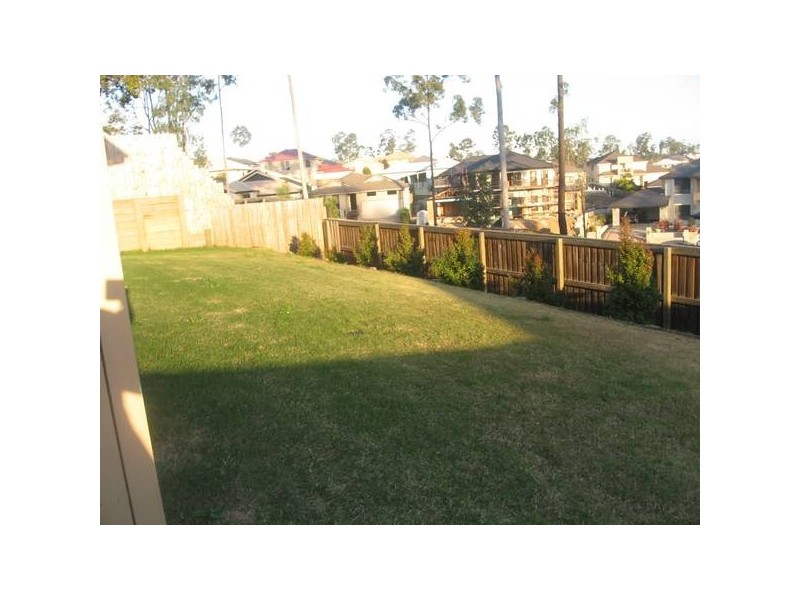 10 Flora Link, Springfield Lakes QLD 4300