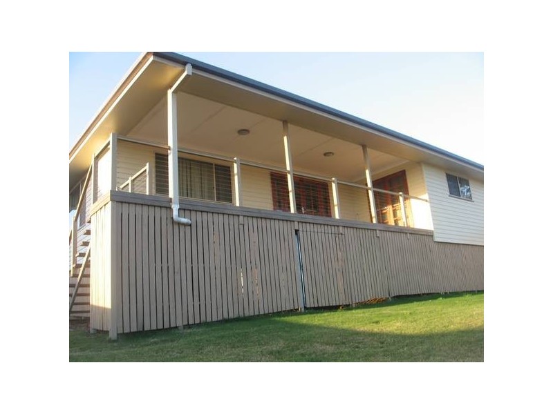 10 Flora Link, Springfield Lakes QLD 4300