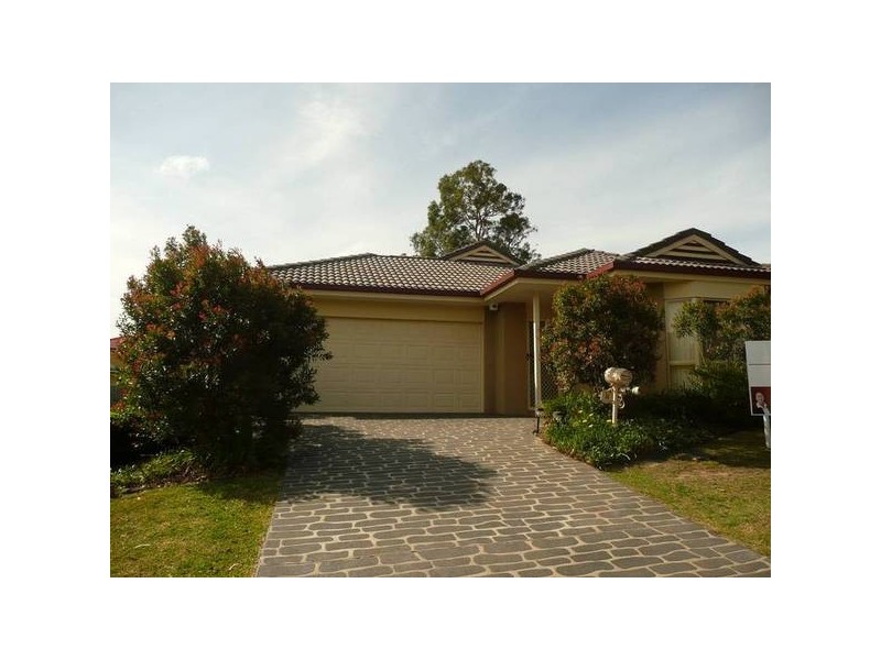 8 Catalina Circuit, Forest Lake QLD 4078