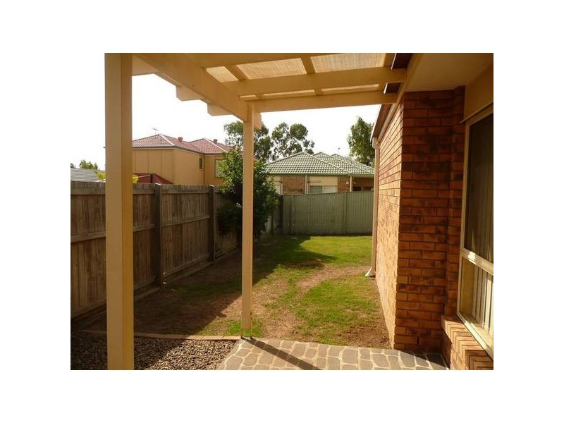 8 Catalina Circuit, Forest Lake QLD 4078