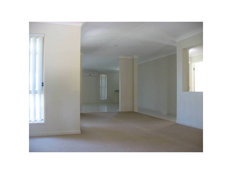 53 Fontanna Way, Springfield Lakes QLD 4300