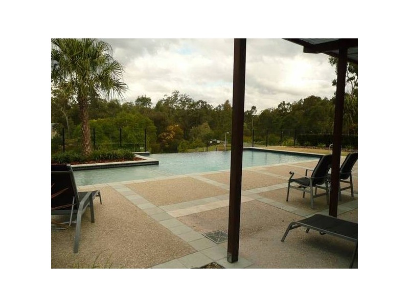 16/99 brookwater, Brookwater QLD 4300