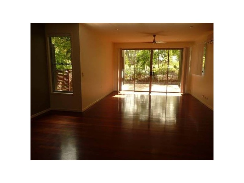 16/99 brookwater, Brookwater QLD 4300