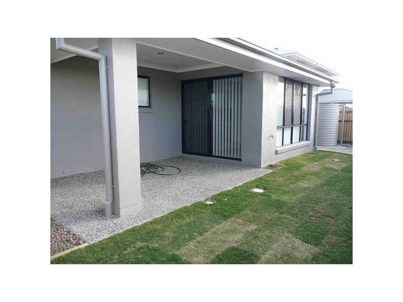 3 1 The Promenade, Springfield Lakes QLD 4300