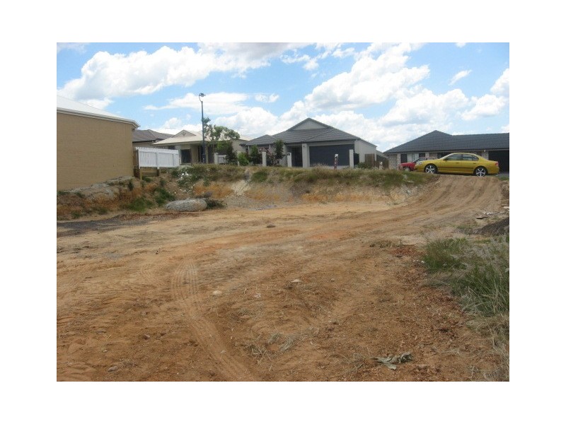 51 Esperence Cr, Springfield Lakes QLD 4300