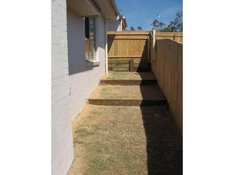 21 Esperance Crescent, Springfield Lakes QLD 4300