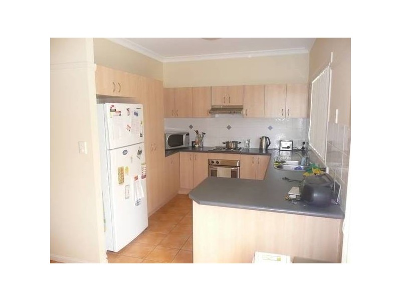 9 Berkshire Place, Springfield Lakes QLD 4300