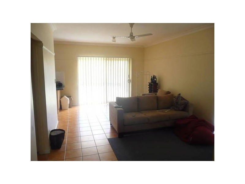 9 Berkshire Place, Springfield Lakes QLD 4300