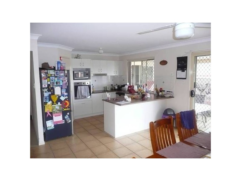 16 Emma Place, Springfield Lakes QLD 4300