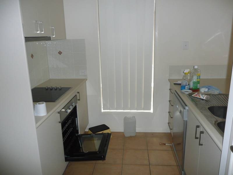 4 Freesia Close, Springfield Lakes QLD 4300