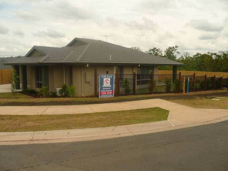 1 Berkeley CCT, Bellbird Park QLD 4300