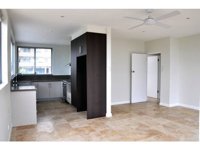 7/54 Golf Ave, Mona Vale NSW 2103