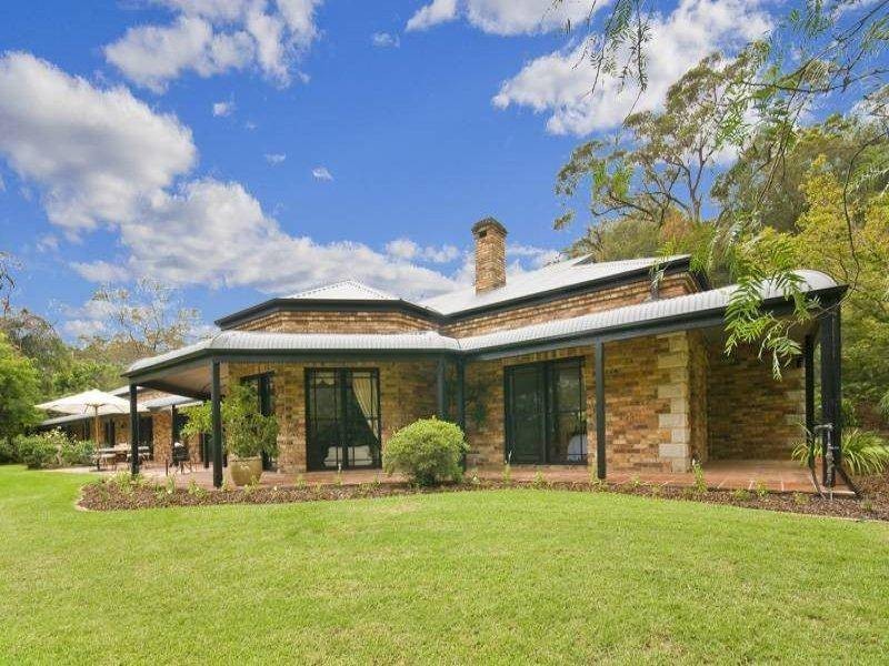 5 Fern Creek Road, Warriewood NSW 2102